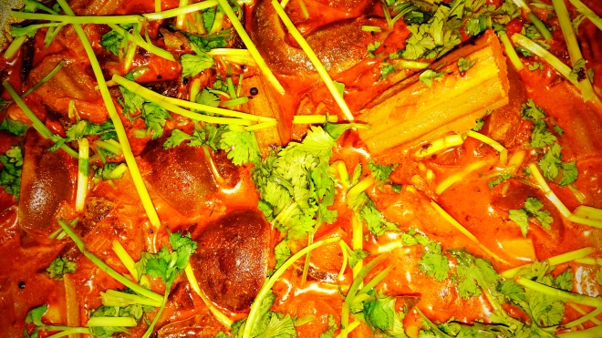 Cook, Eat and Drink - A picture of Brinjal and Moringa Curry
